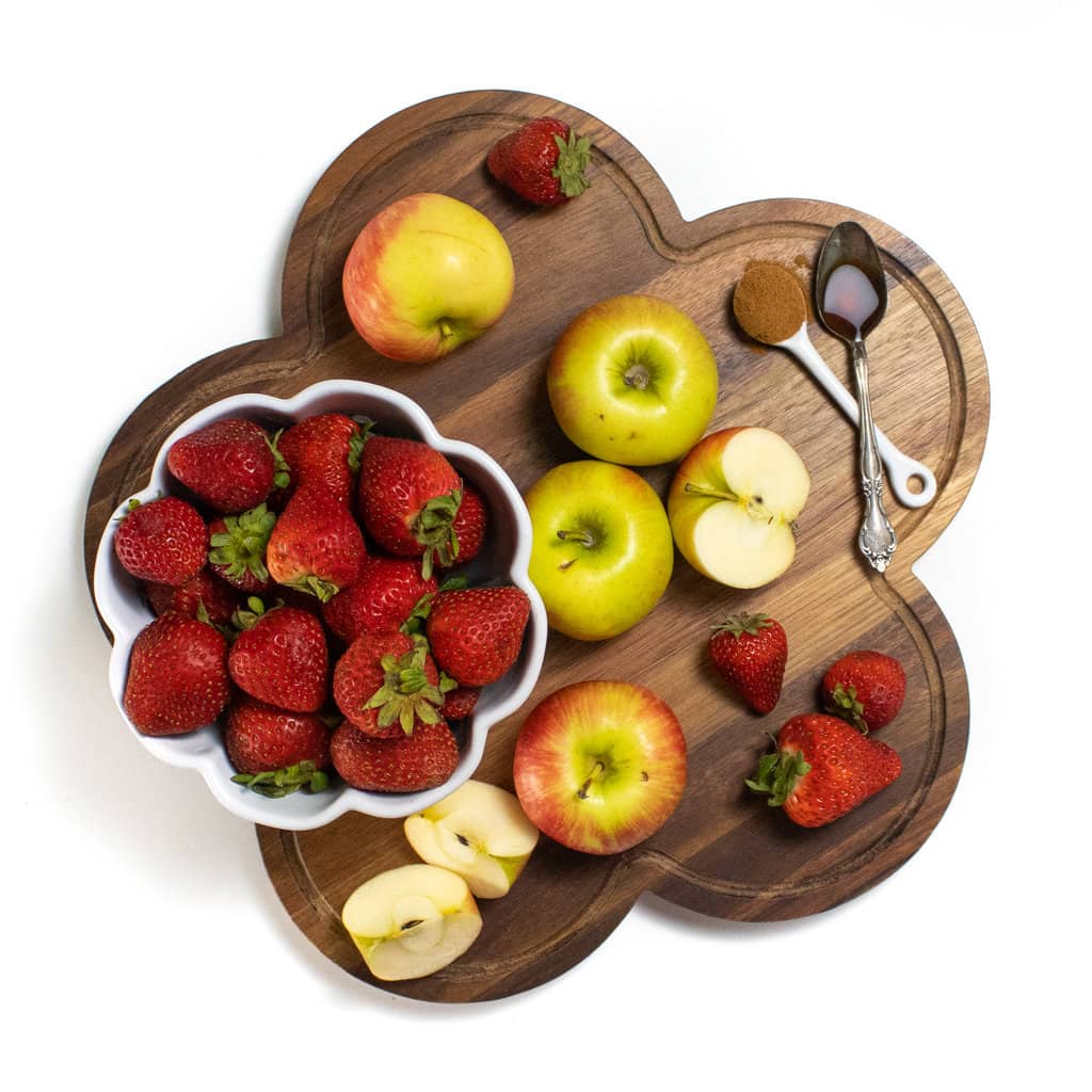 木剪板苹果草莓 肉桂和香草提取
