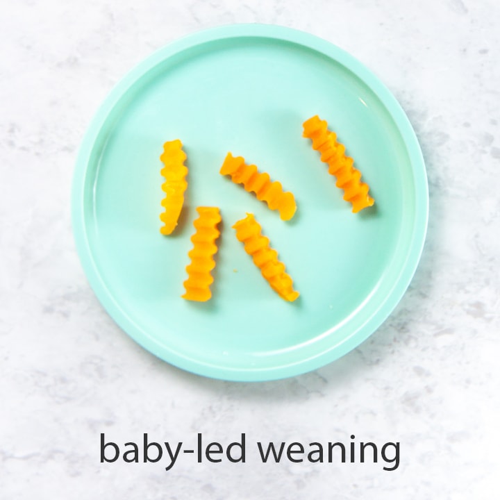 壁球婴儿领导断奶为婴儿提供的最佳食物