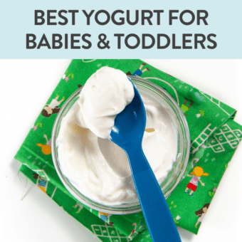 邮政图形 - 婴儿和幼儿的最佳酸奶，上面有一碗酸奶的图像，上面有孩子汤匙和五颜六色的餐巾纸在白色背景上。