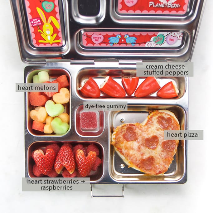 bob平台图片显示学校午餐盒内有贵宾菜